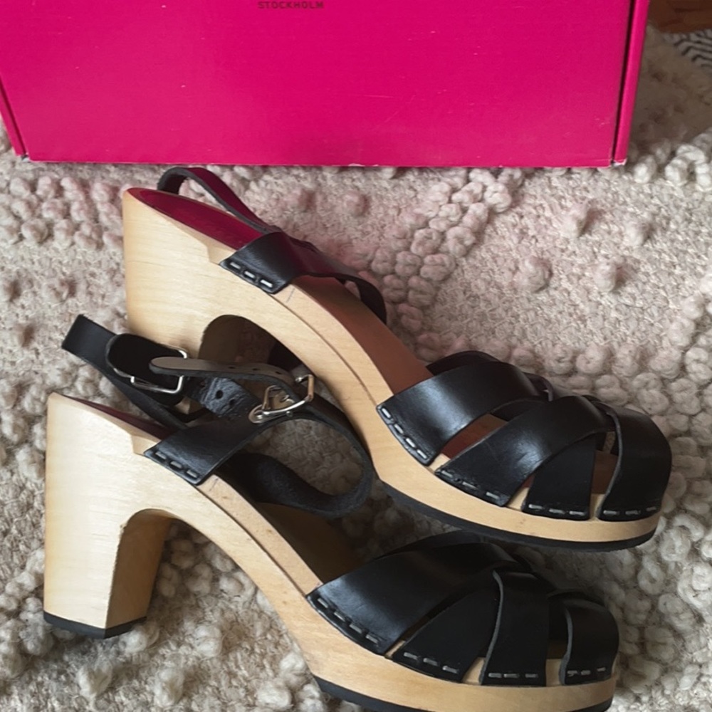 Black Swedish hasbeen staple clogs
